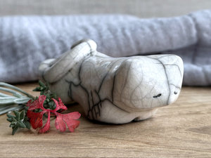 Sleepy white cat kami sculpture | cute guardian for Shinto, shamanism