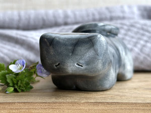 Sleepy grey cat kami guardian spirit sculpture | Shinto shamanism raku statue