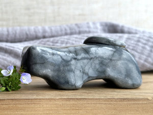 Gentle grey cat kami guardian spirit sculpture | Shinto shamanism raku statue