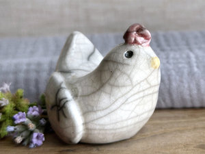 Earnest chicken friend raku sculpture | Shinto guardian, shamanism statue