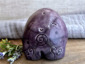 Spiral stone spirit guardian sculpture | Shinto, shamanism, celtic folk art