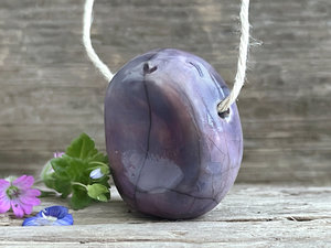 Happy guardian worry stone ceramic pendant (violet/mauve), adjustable flax cord
