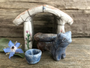 Little kitsune fox nature spirit kami shrine | Inari Shinto kamidana, shamanism, pagan altar raku guardian sculpture | protection, rewilding
