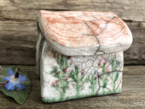 Little kitsune fox nature spirit kami shrine | Inari Shinto kamidana, shamanism, pagan altar raku guardian sculpture | protection, rewilding