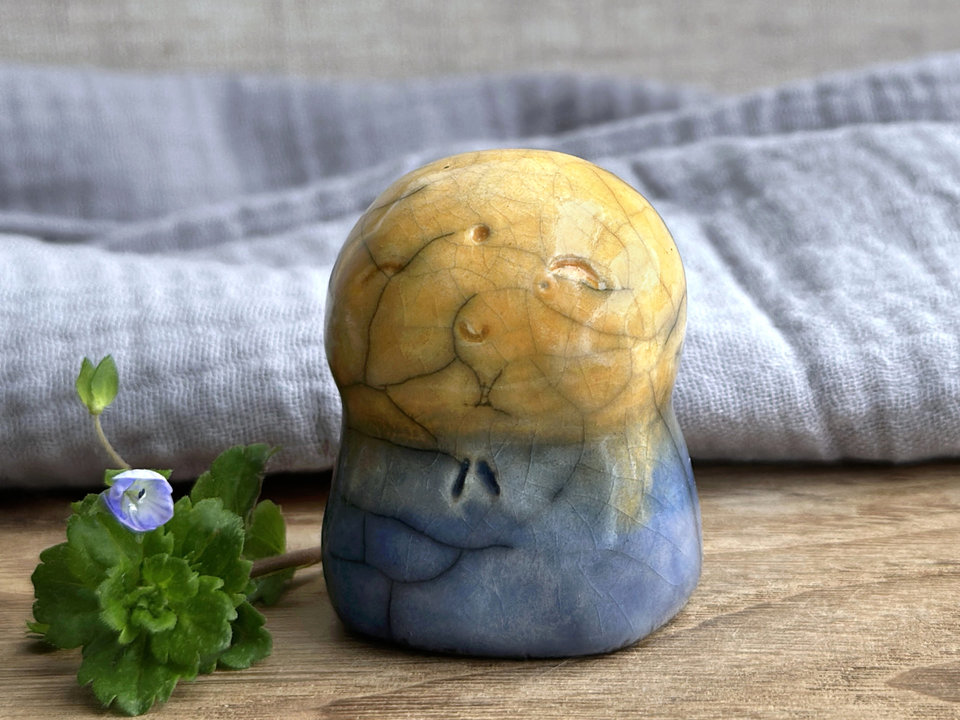 Spring sunshine Jizo guardian statue | Shinto kamidana shrine friend