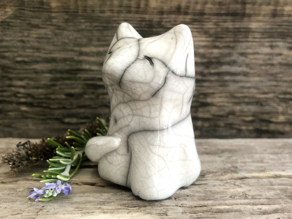 White wolf kami raku sculpture | Shamanism, pagan, Shinto kamidana shrine | Protection, animal totem gift, guardian, nature spirit statue