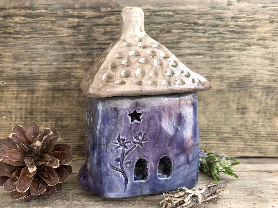 Winter cottage, raku spirit house, kurinuki ceramic | Shinto, pagan, shamanism | magical, fairycore, cottagecore, rustic aesthetic, incense