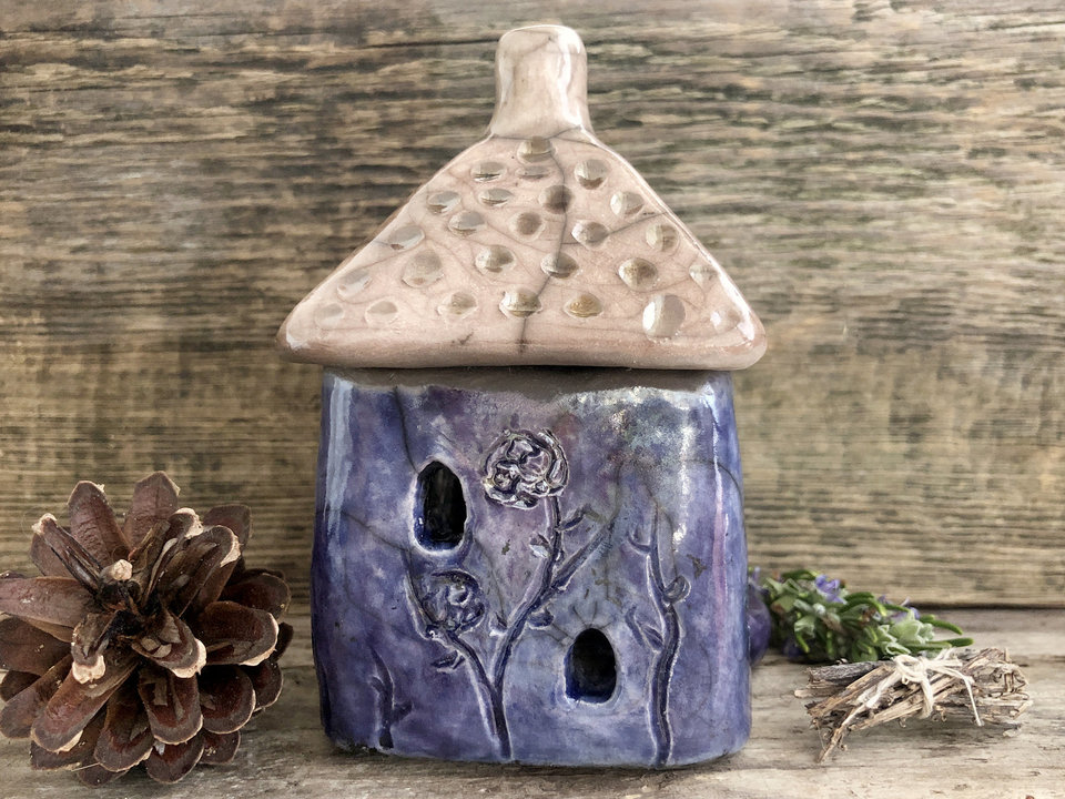 Winter cottage, raku spirit house, kurinuki ceramic | Shinto, pagan, shamanism | magical, fairycore, cottagecore, rustic aesthetic, incense