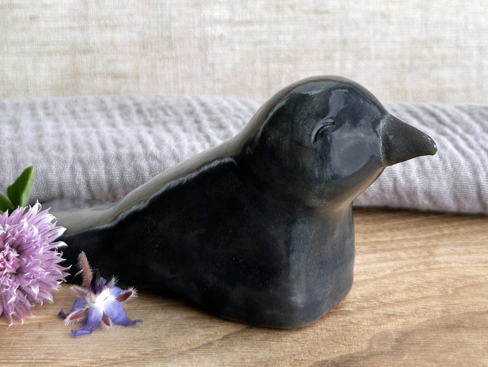 Magical raven kami nature spirit sculpture | Shinto shamanism crow totem