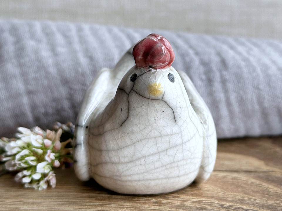 Gently concerned chicken friend raku sculpture | Shinto guardian, shamanism statue