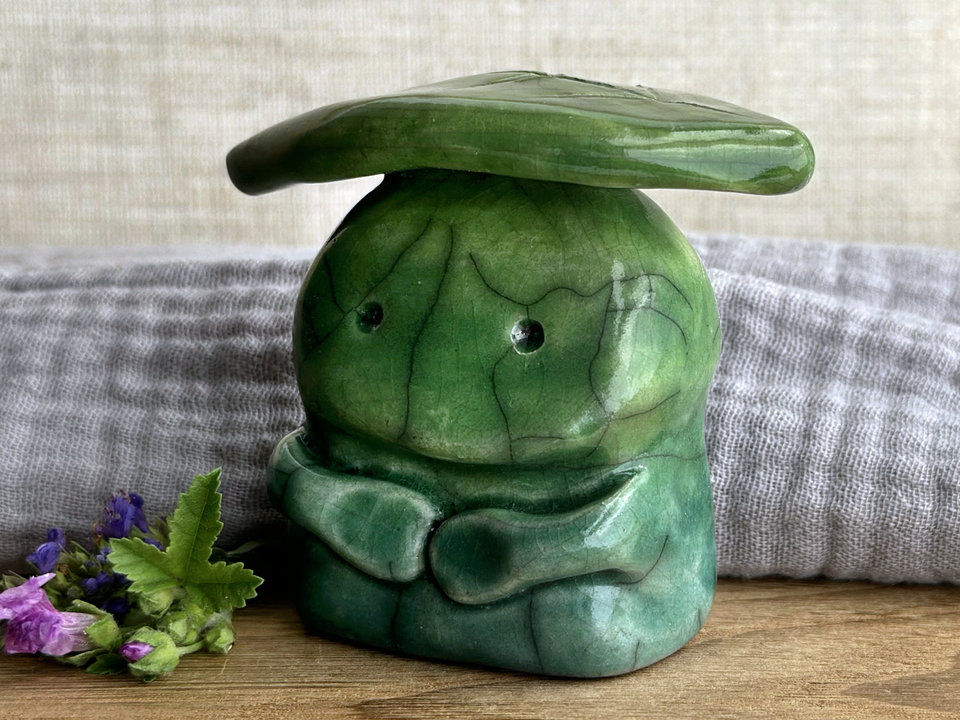 Worried plant guardian nature spirit statue | Shinto shamanism earth kami sculpture