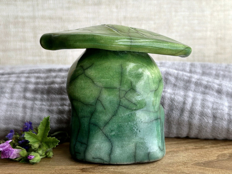 Worried plant guardian nature spirit statue | Shinto shamanism earth kami sculpture