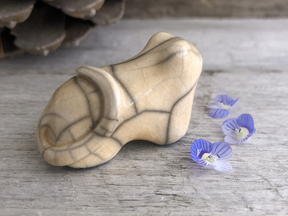 Calm, contented ginger cat kami raku sculpture | Shinto kamidana shrine statue, shamanism, pagan | protector, guardian spirit, totem