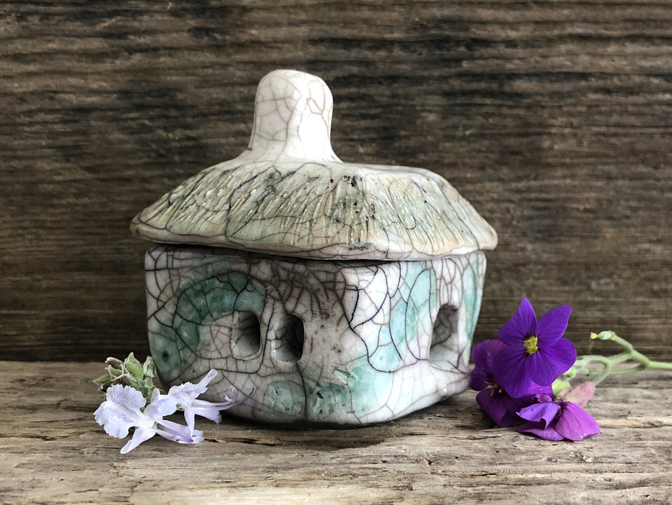 RESERVED: Cute raku spirit house, kurinuki ceramic cottage | Shinto shrine, pagan altar, shamanism | witch, incense, magical, fairy