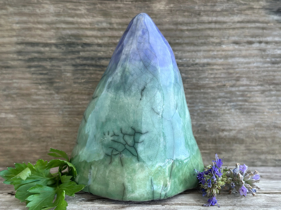 Earth mountain spirit cave | Shinto shrine, shamanism, pagan altar