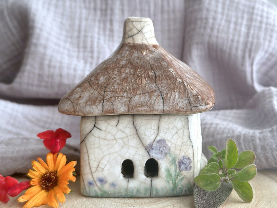 Country cottage sculpture | Shinto, shamanism, wabi-sabi rustic fairie spirit house