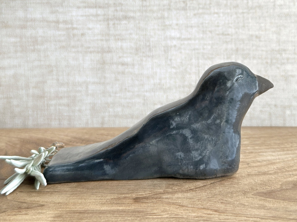 Magical raven kami nature spirit sculpture | Shinto shamanism crow totem