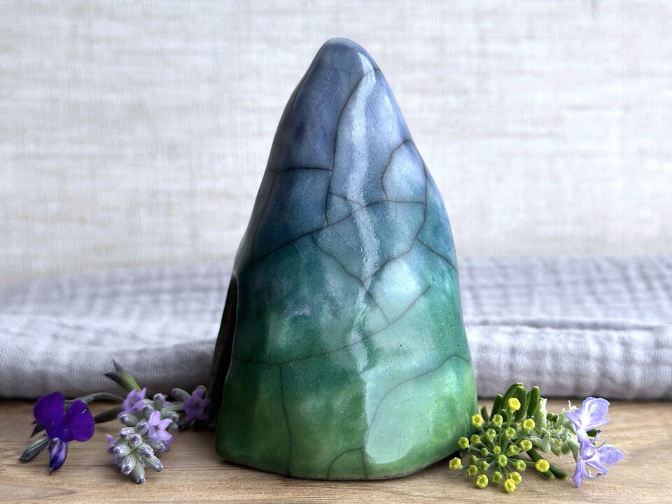 Earth mountain spirit cave | Shinto shrine, shamanism, pagan altar