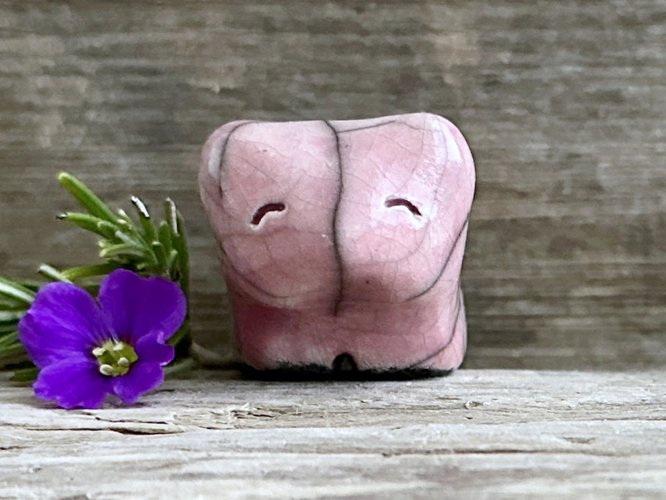 Comfort bear guardian nature spirit sculpture | Shinto shrine, shamanism totem statue